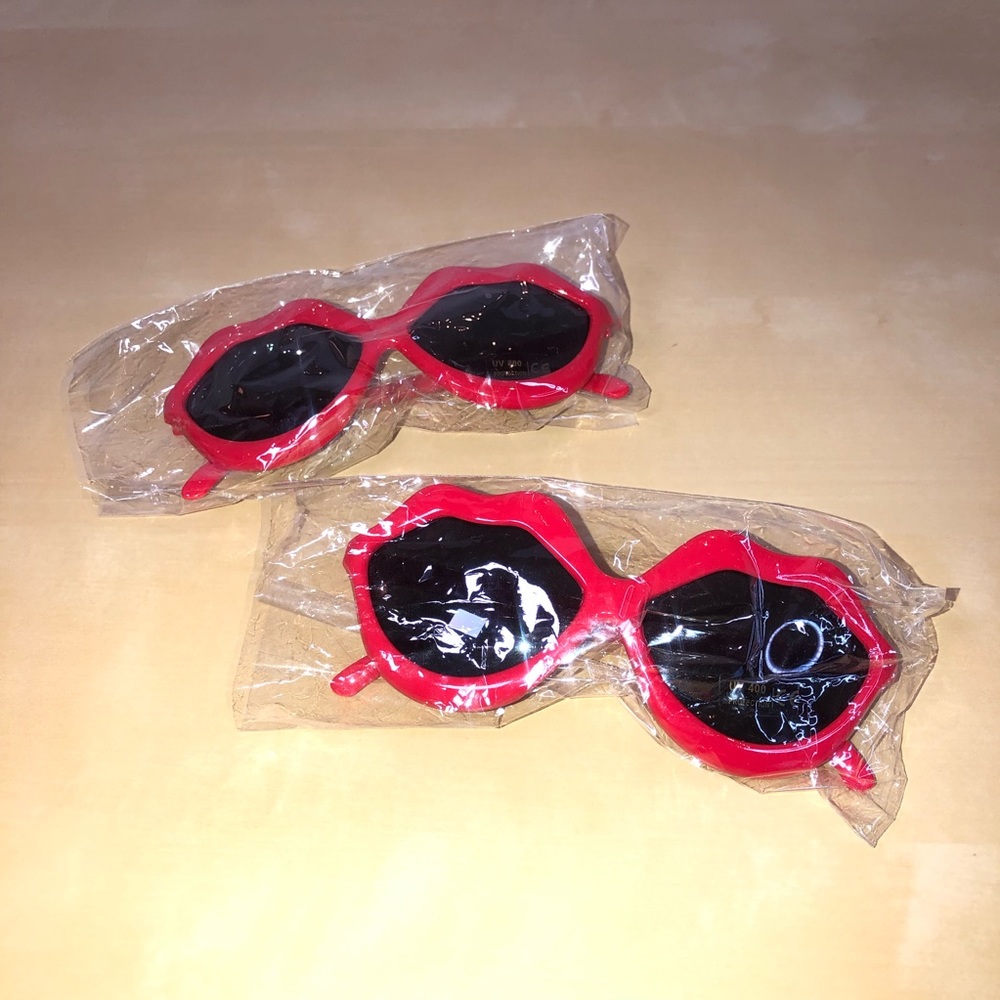 Tegan & Sara Red Lips Promotional Sunnies 2 Pack